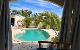 Villa Etang Sale Les Bains Avec Piscine Privee